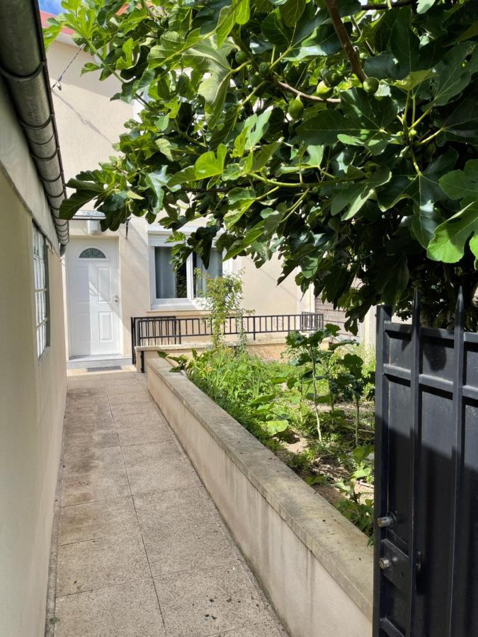 Maison Hotel Proche Paris Et Orly アティス・モンス エクステリア 写真